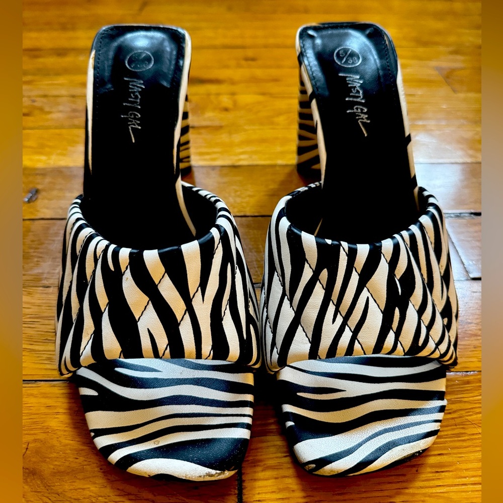 Nasty Gal quilted Zebra Print Heeled slides ✨✨